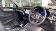 Volvo XC40 2.0 B4P Ultra Dark 5dr Auto Petrol Estate